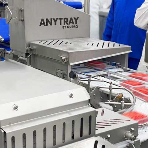 Meat packaging line